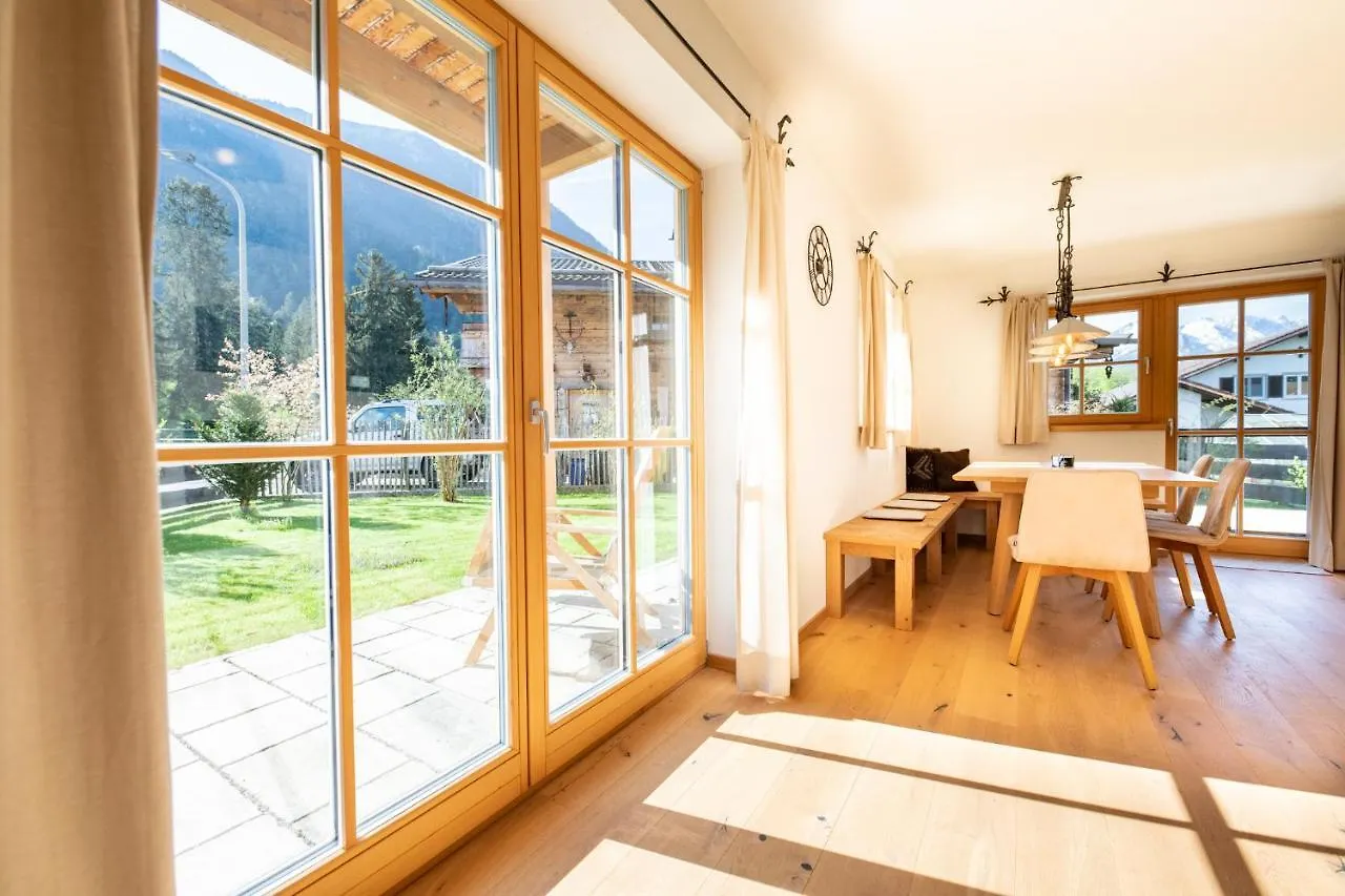Am Josefibrunnen Villa Farchant Holiday home