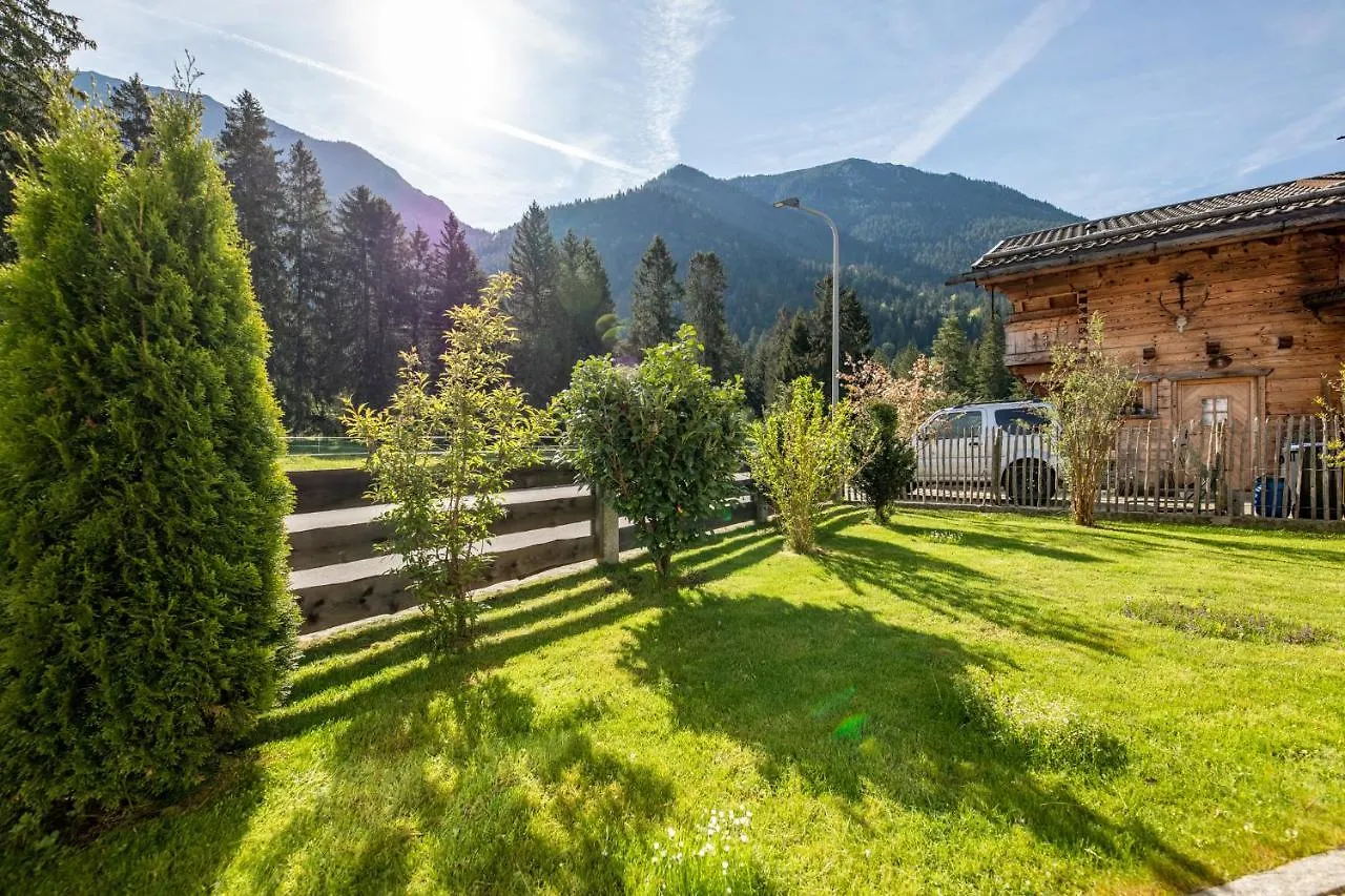 Am Josefibrunnen Villa Farchant 0*,