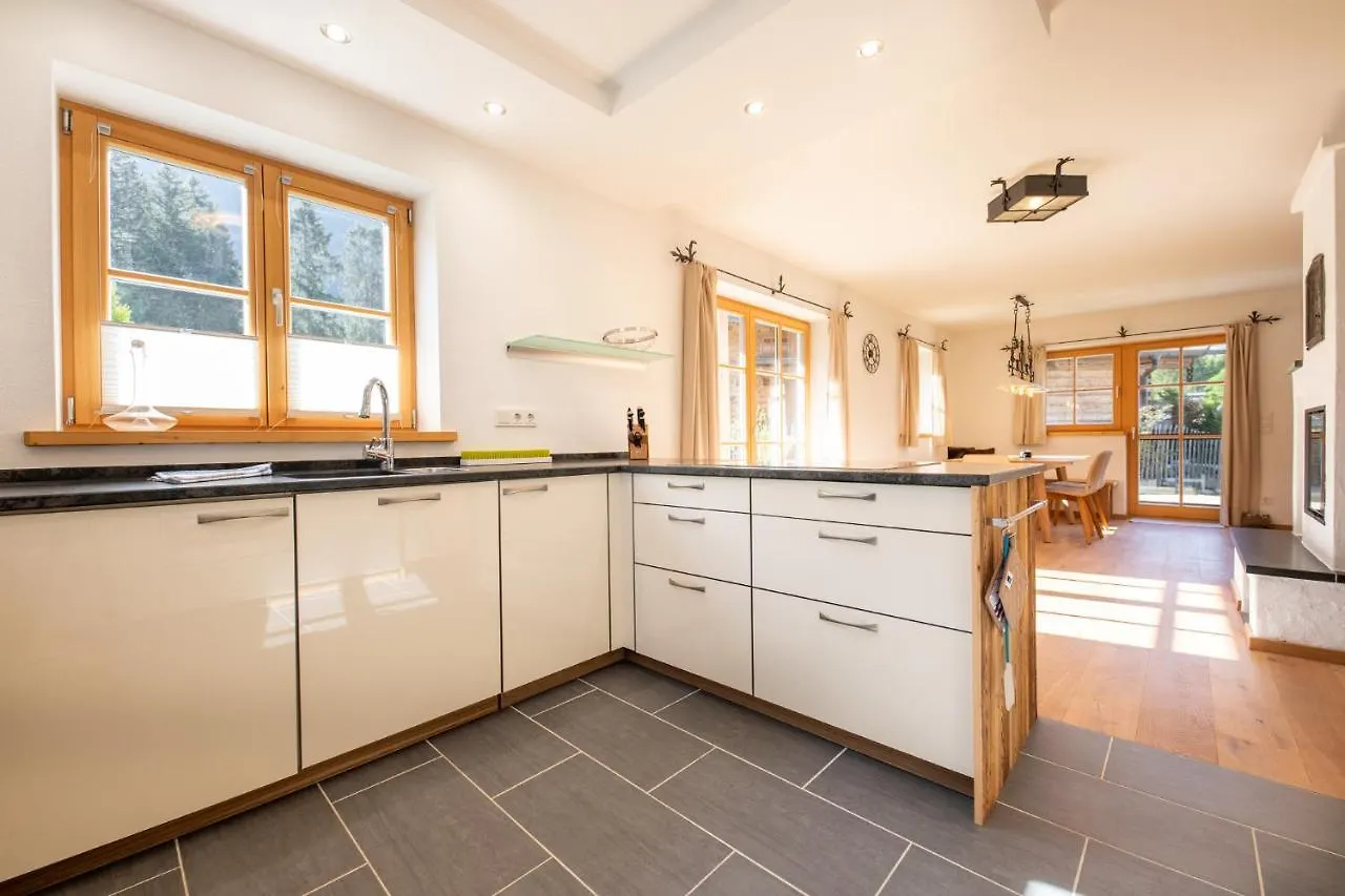 Am Josefibrunnen Villa Farchant Holiday home